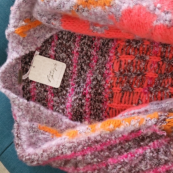 Free People NWT S Gather Me Close Cardigan neon pink purple - Picture 6 of 7